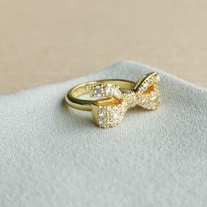 Kendra Scott - Krista Gold White Mix Bow Cocktail Ring #7